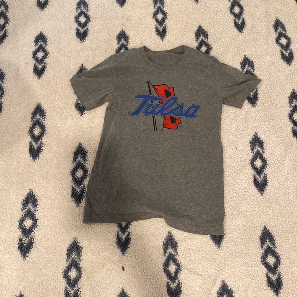 college t shirt